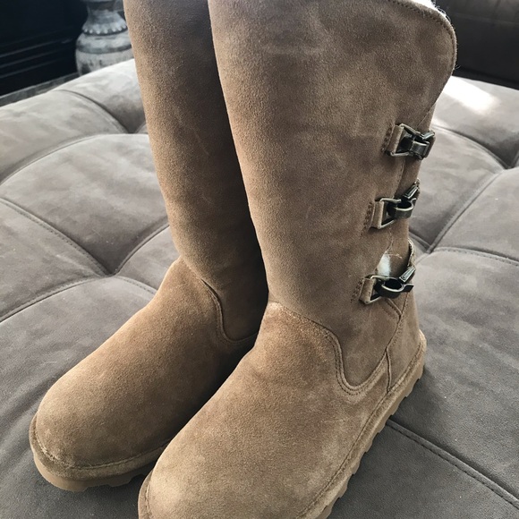 BearPaw Jenna Boots - Picture 2 of 4